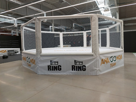 Profesjonalna klatka MMA z podestem 7 x 7 m
