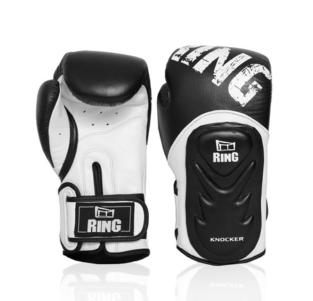 Boxhandschuhe aus Echtleder. "Knocker" 