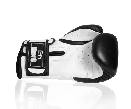 Boxhandschuhe aus Echtleder. "Knocker" 